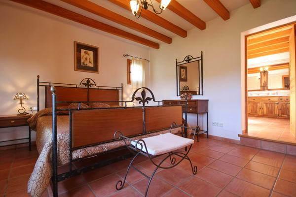 Can Gat Sant Carles de Peralta Rom bilde